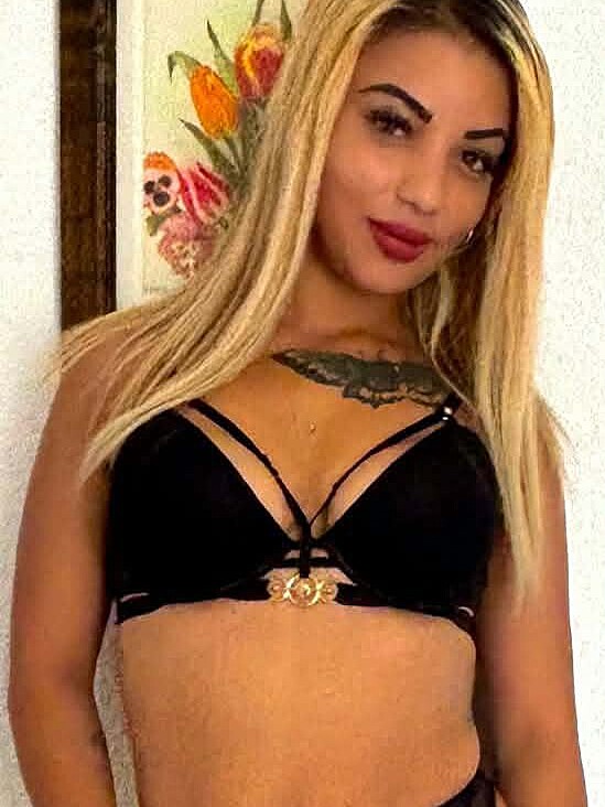 sarah-4-6ada18faeddfc908724717