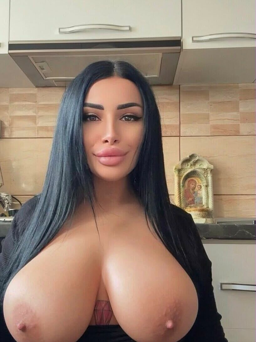 amalia-2-6ada1e0403f98651537892